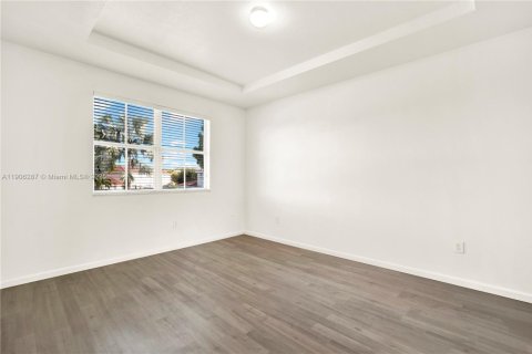 Touwnhouse à vendre à Homestead, Floride: 3 chambres, 155.98 m2 № 1963223 - photo 17