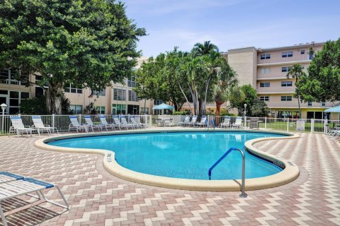 Copropriété à vendre à Lauderdale-by-the-Sea, Floride: 1 chambre, 51.65 m2 № 2431504 - photo 22