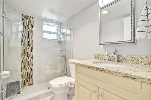 Copropriété à vendre à Lauderdale-by-the-Sea, Floride: 1 chambre, 51.65 m2 № 2431504 - photo 12
