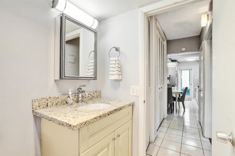 Copropriété à vendre à Lauderdale-by-the-Sea, Floride: 1 chambre, 51.65 m2 № 2431504 - photo 13