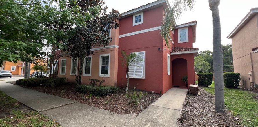 Adosado en Kissimmee, Florida 4 dormitorios, 177.16 m2 № 1918910