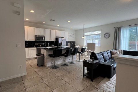 Adosado en alquiler en Kissimmee, Florida, 4 dormitorios, 177.16 m2 № 1918910 - foto 4