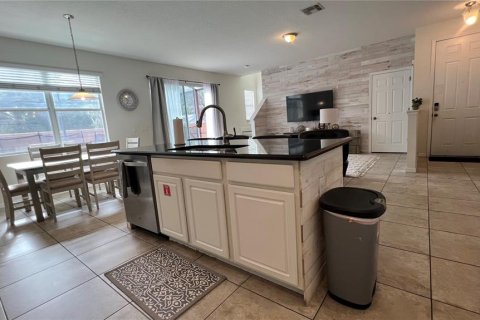 Adosado en alquiler en Kissimmee, Florida, 4 dormitorios, 177.16 m2 № 1918910 - foto 8