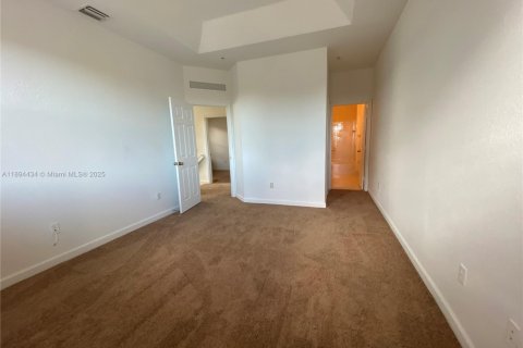 Снять в аренду кондоминиум в Майами, Флорида 3 спальни, 134.24м2, № 1947030 - фото 13
