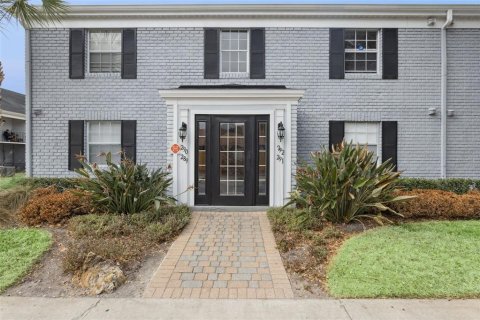 Condo in Winter Park, Florida, 1 bedroom № 2099131 - photo 2