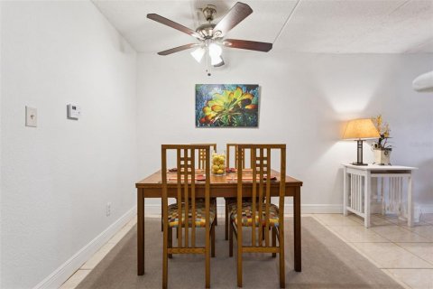 Condo in Winter Park, Florida, 1 bedroom № 2099131 - photo 8