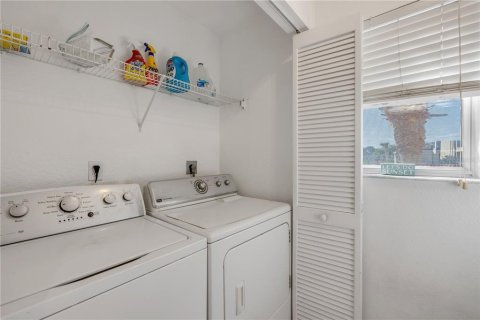 Copropriété à vendre à New Smyrna Beach, Floride: 2 chambres, 104.61 m2 № 1517369 - photo 17