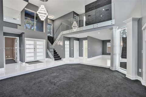 House in Pembroke Pines, Florida 4 bedrooms, 239.78 sq.m. № 2013123 - photo 21