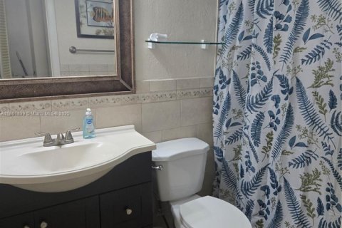 Condo in Margate, Florida, 2 bedrooms  № 1970701 - photo 11