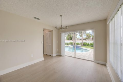 Casa en venta en Plantation, Florida, 4 dormitorios, 243.59 m2 № 1762342 - foto 29