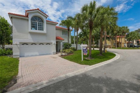 Casa en venta en Plantation, Florida, 4 dormitorios, 243.59 m2 № 1762342 - foto 9