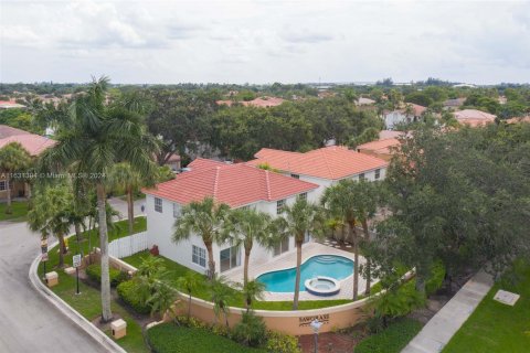 Casa en venta en Plantation, Florida, 4 dormitorios, 243.59 m2 № 1762342 - foto 13