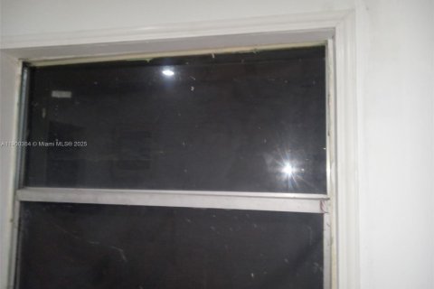 Villa ou maison à vendre à St. Lucie, Floride: 4 chambres, 107.58 m2 № 1952180 - photo 11