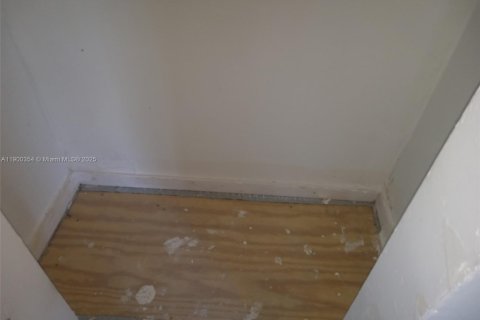 Villa ou maison à vendre à St. Lucie, Floride: 4 chambres, 107.58 m2 № 1952180 - photo 3