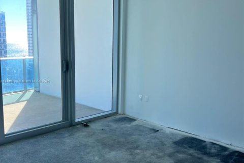 Condominio en venta en Sunny Isles Beach, Florida, 2 dormitorios, 128.39 m2 № 1748379 - foto 10