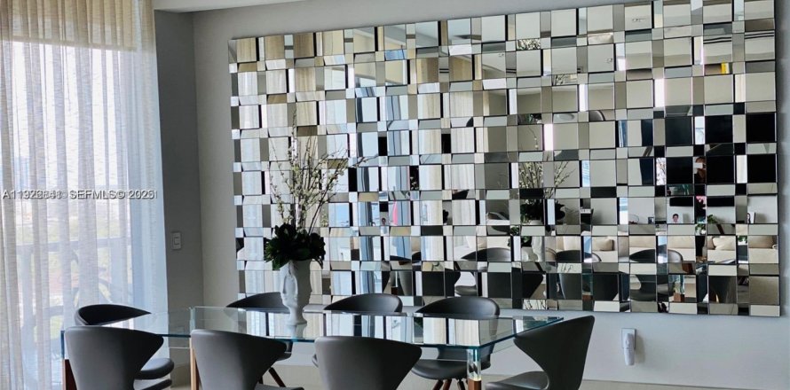 Condo à Aventura, Floride, 4 chambres № 1986711