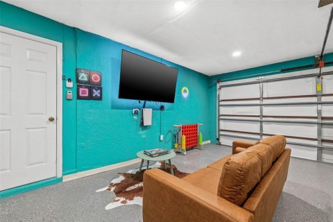 House in Largo, Florida 3 bedrooms, 148.46 sq.m. № 1793874 - photo 30