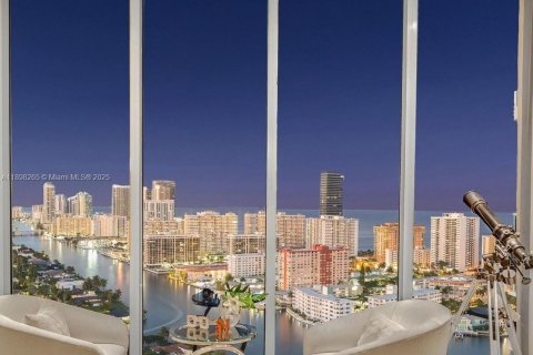 Купить кондоминиум в Авентура, Флорида 3 спальни, 294.78м2, № 1964505 - фото 1