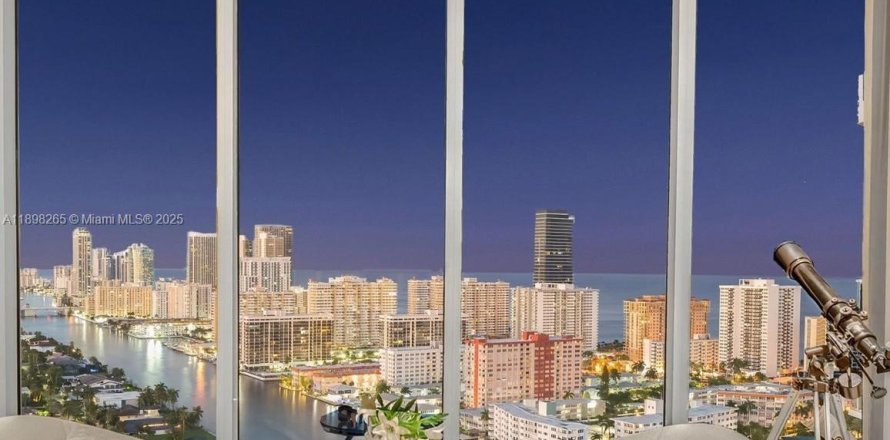 Кондоминиум с 3 спальнями в Авентура, Флорида № 1964505