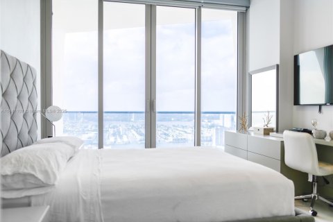 Condominio en venta en Sunny Isles Beach, Florida, 4 dormitorios, 352.56 m2 № 1833934 - foto 27