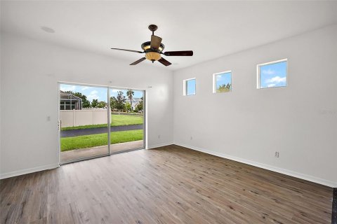Villa ou maison à vendre à Groveland, Floride: 4 chambres, 181.16 m2 № 2128726 - photo 21