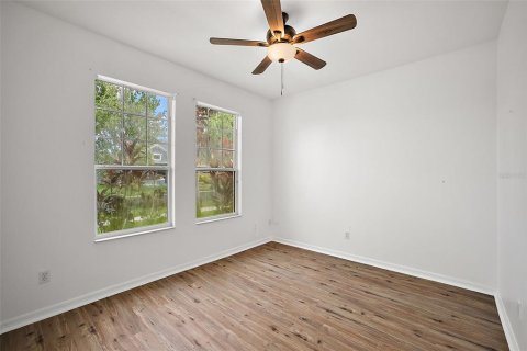 Villa ou maison à vendre à Groveland, Floride: 4 chambres, 181.16 m2 № 2128726 - photo 4