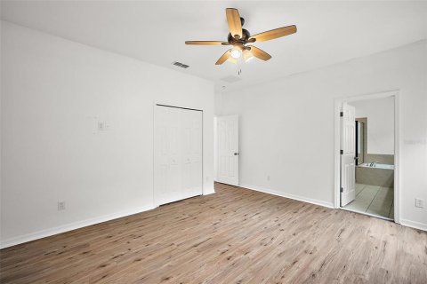 Villa ou maison à vendre à Groveland, Floride: 4 chambres, 181.16 m2 № 2128726 - photo 25