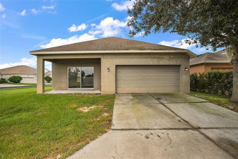 House in Groveland, Florida 4 bedrooms, 181.16 sq.m. № 2128726