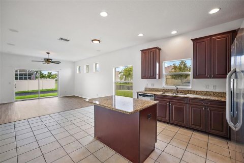 Villa ou maison à vendre à Groveland, Floride: 4 chambres, 181.16 m2 № 2128726 - photo 16