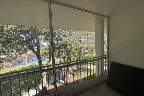Condo in Deerfield Beach, Florida, 1 bedroom  № 2041625 - photo 8