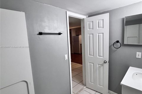 Copropriété à louer à Plantation, Floride: 2 chambres, 104.98 m2 № 1879004 - photo 21