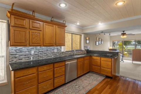 House in Mulberry, Florida 3 bedrooms, 168.99 sq.m. № 2095855 - photo 25