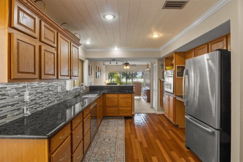 House in Mulberry, Florida 3 bedrooms, 168.99 sq.m. № 2095855 - photo 26