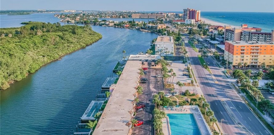 Condo à Indian Shores, Floride, 1 chambre № 1805360