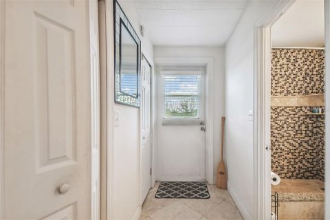 Купить кондоминиум в Индиан-Шорс, Флорида 5 комнат, 48.49м2, № 1805360 - фото 27