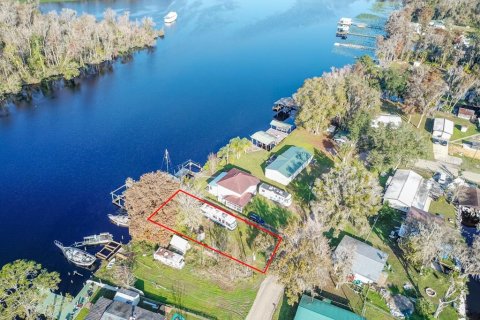 Terreno en venta en Satsuma, Florida № 236980 - foto 1