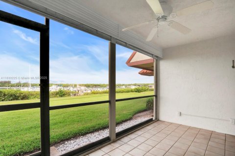 Condominio en venta en Port St. Lucie, Florida, 2 dormitorios, 122.07 m2 № 1806282 - foto 17