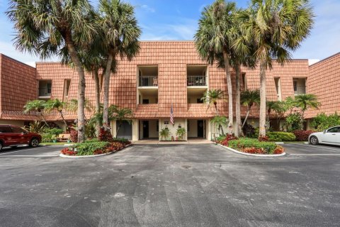 Condominio en venta en Port St. Lucie, Florida, 2 dormitorios, 122.07 m2 № 1806282 - foto 30