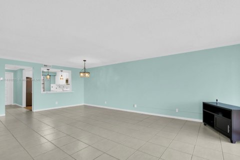 Condominio en venta en Port St. Lucie, Florida, 2 dormitorios, 122.07 m2 № 1806282 - foto 12