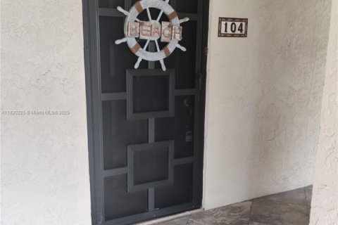 Condominio en venta en Port St. Lucie, Florida, 2 dormitorios, 122.07 m2 № 1806282 - foto 1