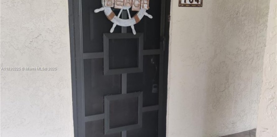 Condominio en Port St. Lucie, Florida, 2 dormitorios № 1806282
