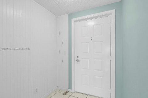 Condominio en venta en Port St. Lucie, Florida, 2 dormitorios, 122.07 m2 № 1806282 - foto 2