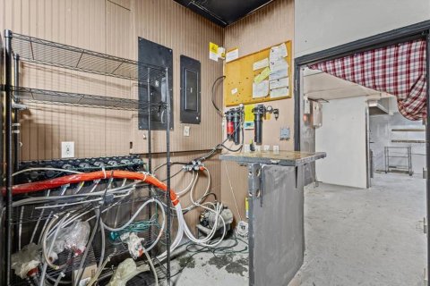 Commercial property in Trenton, Florida 376.16 sq.m. № 2142845 - photo 19