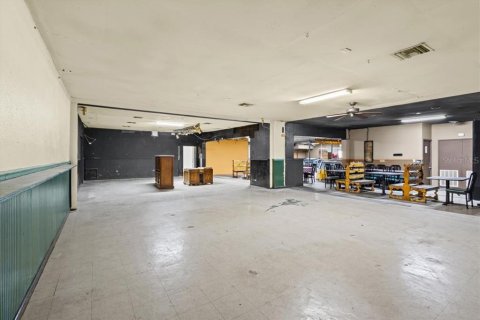 Commercial property in Trenton, Florida 376.16 sq.m. № 2142845 - photo 13