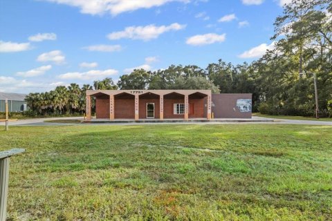 Commercial property in Trenton, Florida 376.16 sq.m. № 2142845 - photo 2