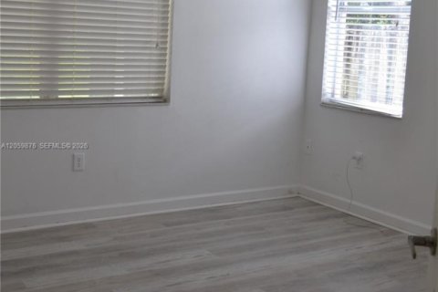 Villa ou maison à louer à Homestead, Floride: 4 chambres, 163.97 m2 № 2264533 - photo 26