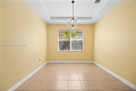 Villa ou maison à louer à Homestead, Floride: 4 chambres, 163.97 m2 № 2264533 - photo 11
