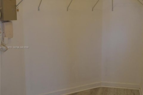Villa ou maison à louer à Homestead, Floride: 4 chambres, 163.97 m2 № 2264533 - photo 29