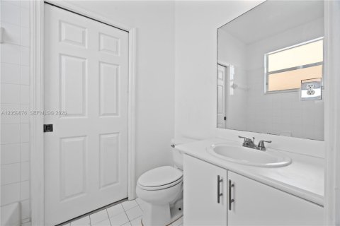 Villa ou maison à louer à Homestead, Floride: 4 chambres, 163.97 m2 № 2264533 - photo 22