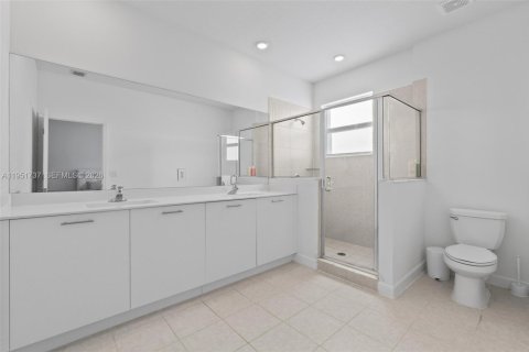 Townhouse in Miami, Florida 3 bedrooms, 157.47 sq.m. № 2054287 - photo 26